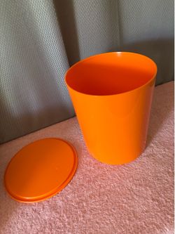 Tupperware XL Canister with Lid 5.5 L, Airtight / Maxi Bote de 5.5 litros
