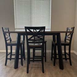 4 Seat Dinning Table 