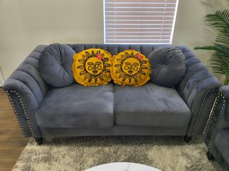 Room to Go Gray Velvet Recliner Sofa Set – New Condition - Moseley, VA