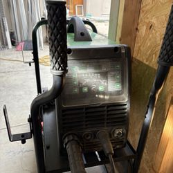 Everlast MiG/tig/stick Welder 