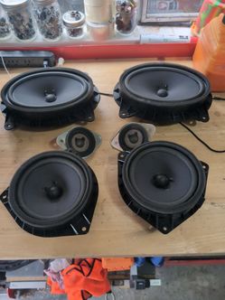 Toyota Tundra OEM speakers and receiver