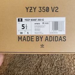 Used Like New Yzy 350 V2 $200 Obo??