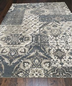 7’10x10’11 Neutral Gray Patchwork Damask Floral Area Rug Large Great Condition