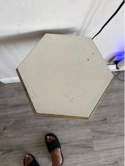 End table