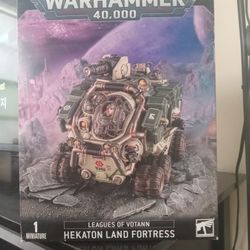 Warhammer 40k Leagues Of Votann Hekaton Land Fortress  Model Kit 