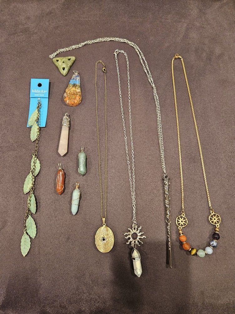 Assorted Crystal Jewelry Pieces