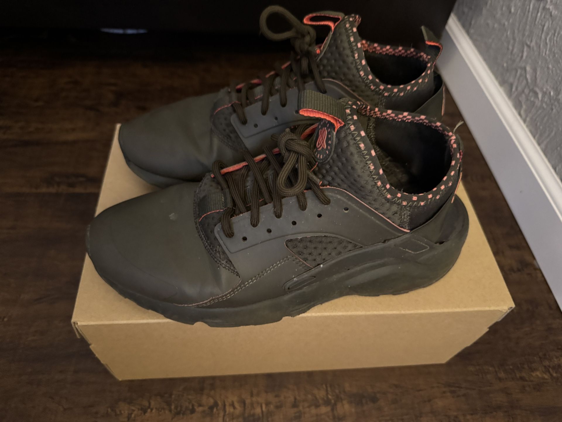 Nike Men's Air Huarache Shoes