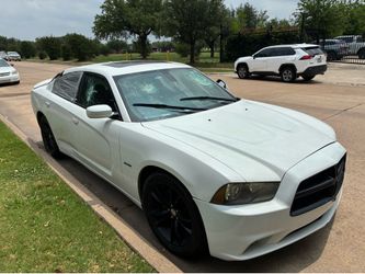 Dodge charger RT 2013 V8