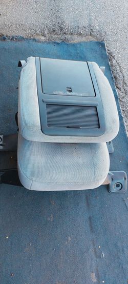 92-96 Ford F150   Center Jump Seat