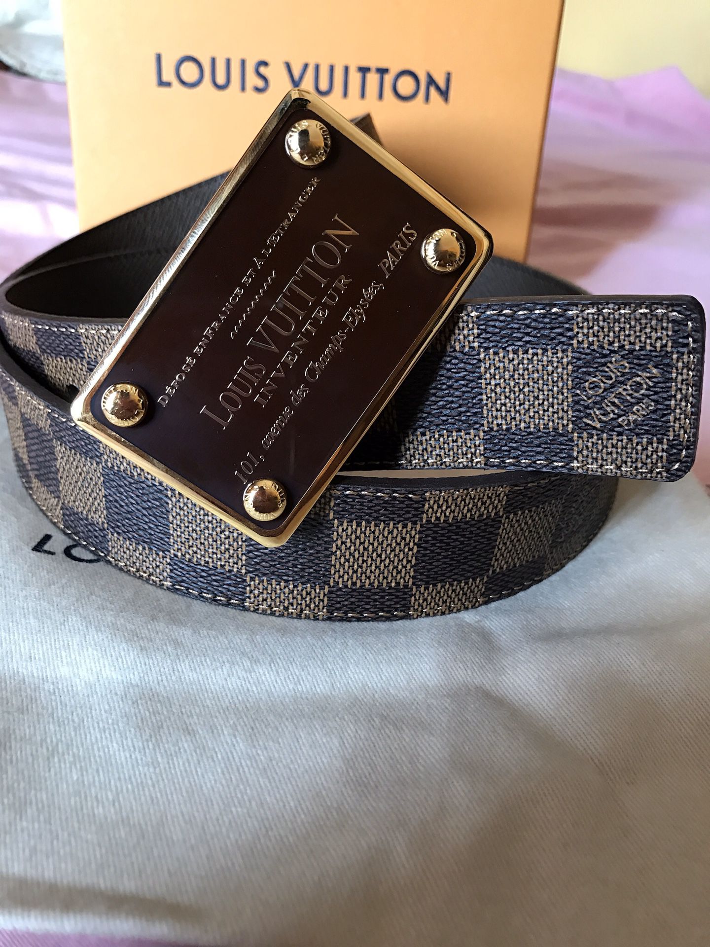 Louis Vuitton Initiales 95cm Reversible LV Black Brown Leather Belt for  Sale in Diamond Bar, CA - OfferUp