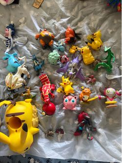Pokémon pins and toys