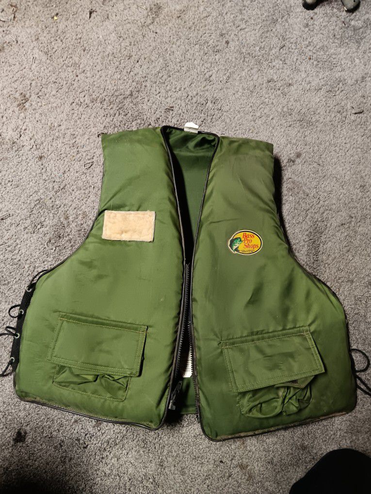 Bass Pro Life Jacket for Sale in Turlock, CA - OfferUp