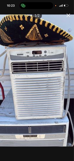 Air conditioner 12,000 BTU