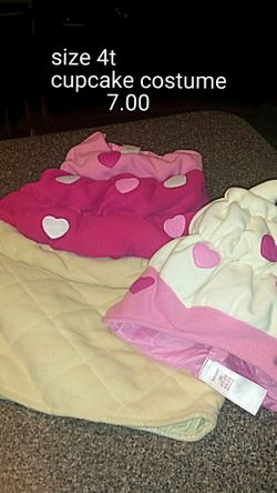 Size 4t cupcake costume