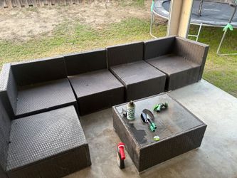 Patio set no cushions