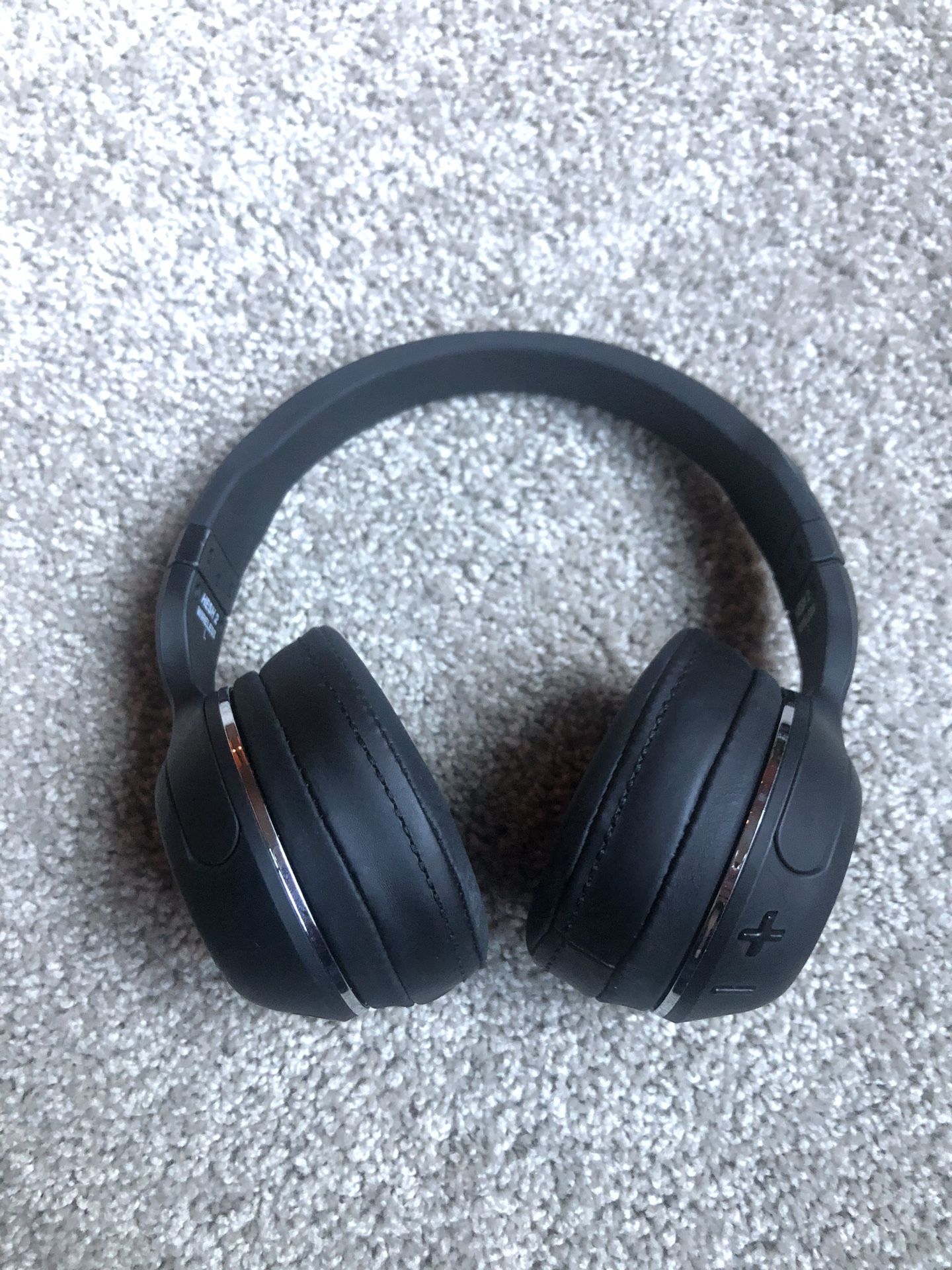 Skullcandy Hesh 2 Over-ear Wireless Headphones