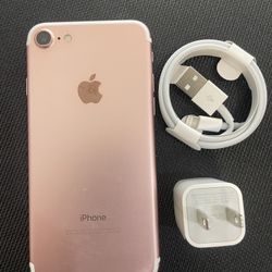 Factory Unlocked Apple iPhone 7 32gb, sold with warranty 