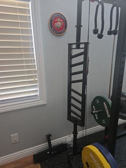 Titan Fitness Hybrid Bar