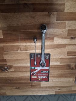 Husky 2-Piece Quad Drive Reversible Ratcheting Wrench Set