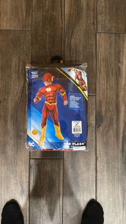 Small the flash Halloween costume