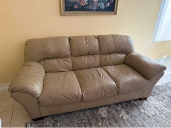Free couch set