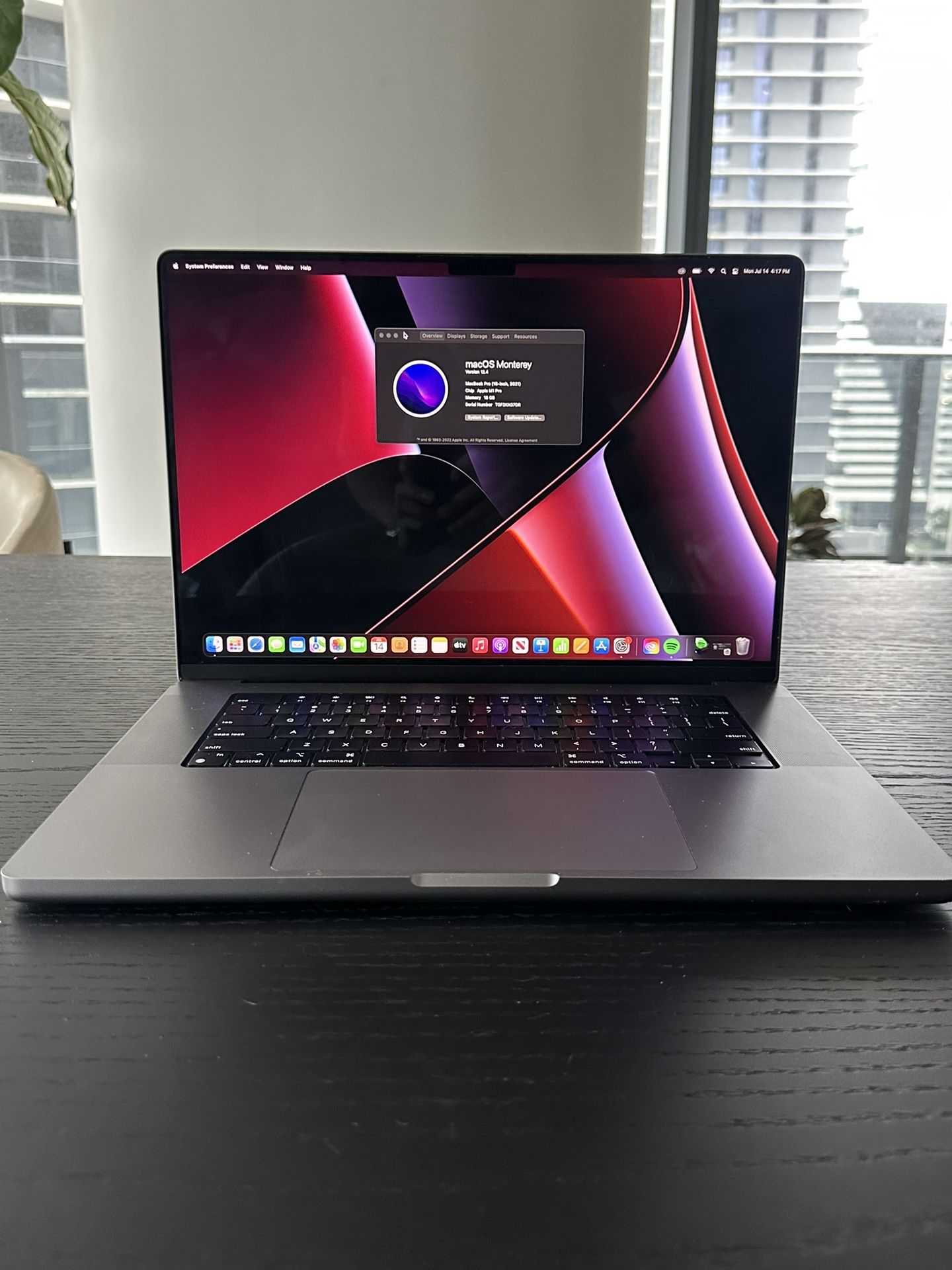 16 Inch M1 MacBook Pro 1TB SSD 16gb RAM