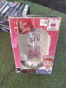I love Lucy clock