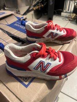 Size 1 New Balance boys Sneakers Red White Blue