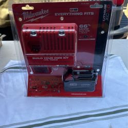 Milwaukee Combo Battery 5.0 And Charger Kit