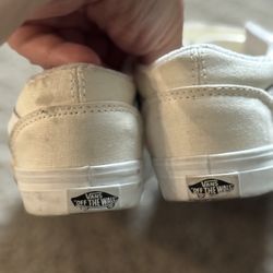 Child’s Shoes (read Description)