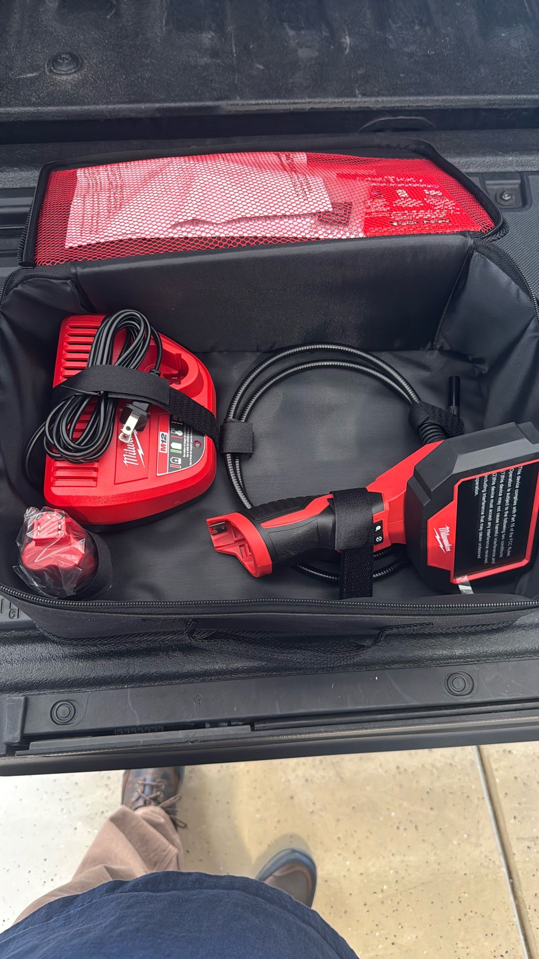 Milwaukee M12 12V Lithium-Ion Cordless M-SPECTOR 360-Degree 4 ft. Inspection Camera Kit