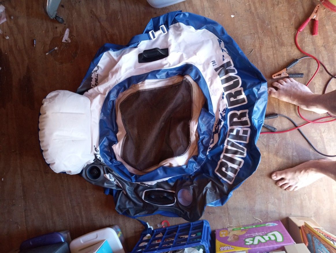 Pair Of River Run Inner Tubes With Drink Holder