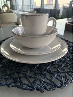 Dishes 8 each