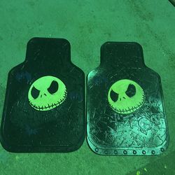 Floormatts for a any car or truck whith emblame or logo at the movie of the terror or horror