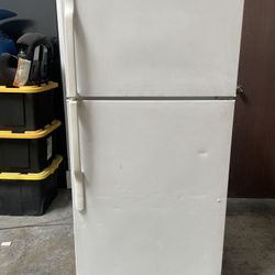 General Electric Refrigerator 