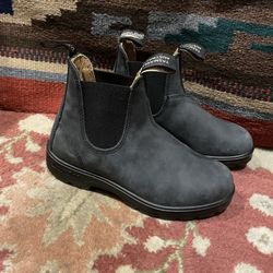 Blundstone