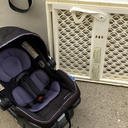 Like New Car Seat And Baby Gate 2 For 1 