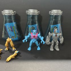 Mr. Beast Lab Hybrids Lot 2 1/2, Shockclaw Panther, Rockhide, and Gold Pantherion (legs and arms only).