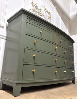 ✨ LARGE 9-DRAWER DRESSER | OLIVE GREEN | BRASS HARDWARE | 68” W ✨