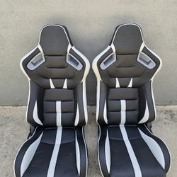 Universal Racing Seats
