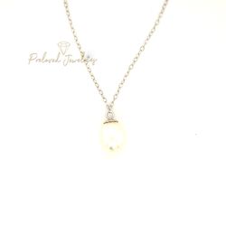 14k Minimalist Pearl Necklace