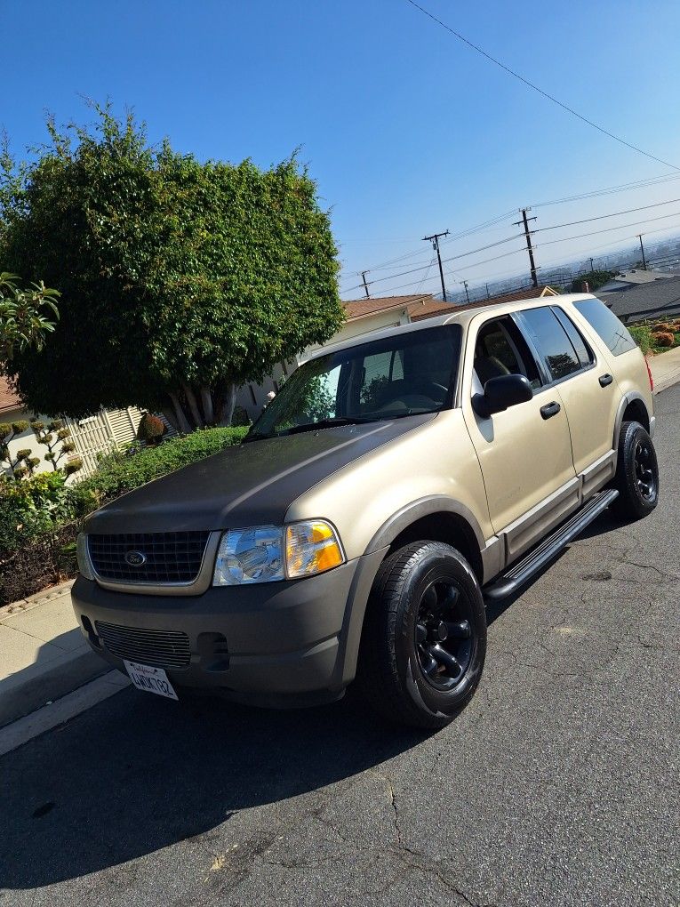 2002 Ford Explorer