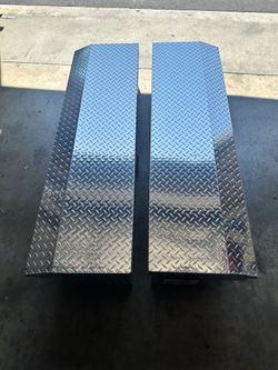 Pair of Weather Guard Model 174-0-04 56in Lo-Side Box, Aluminum, Clear, 4.0 cu ft #1