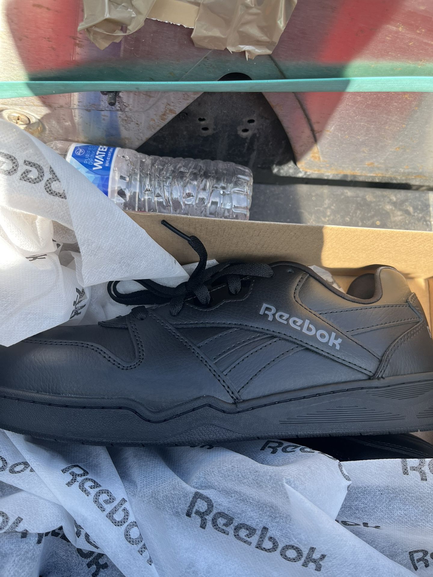 Work Reebok Shoes Size 10 I’ll Take 25$