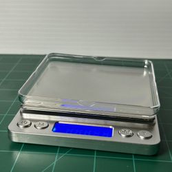 Digital Scale Weighs Up to 11 lbs (5 kilo) Capacity