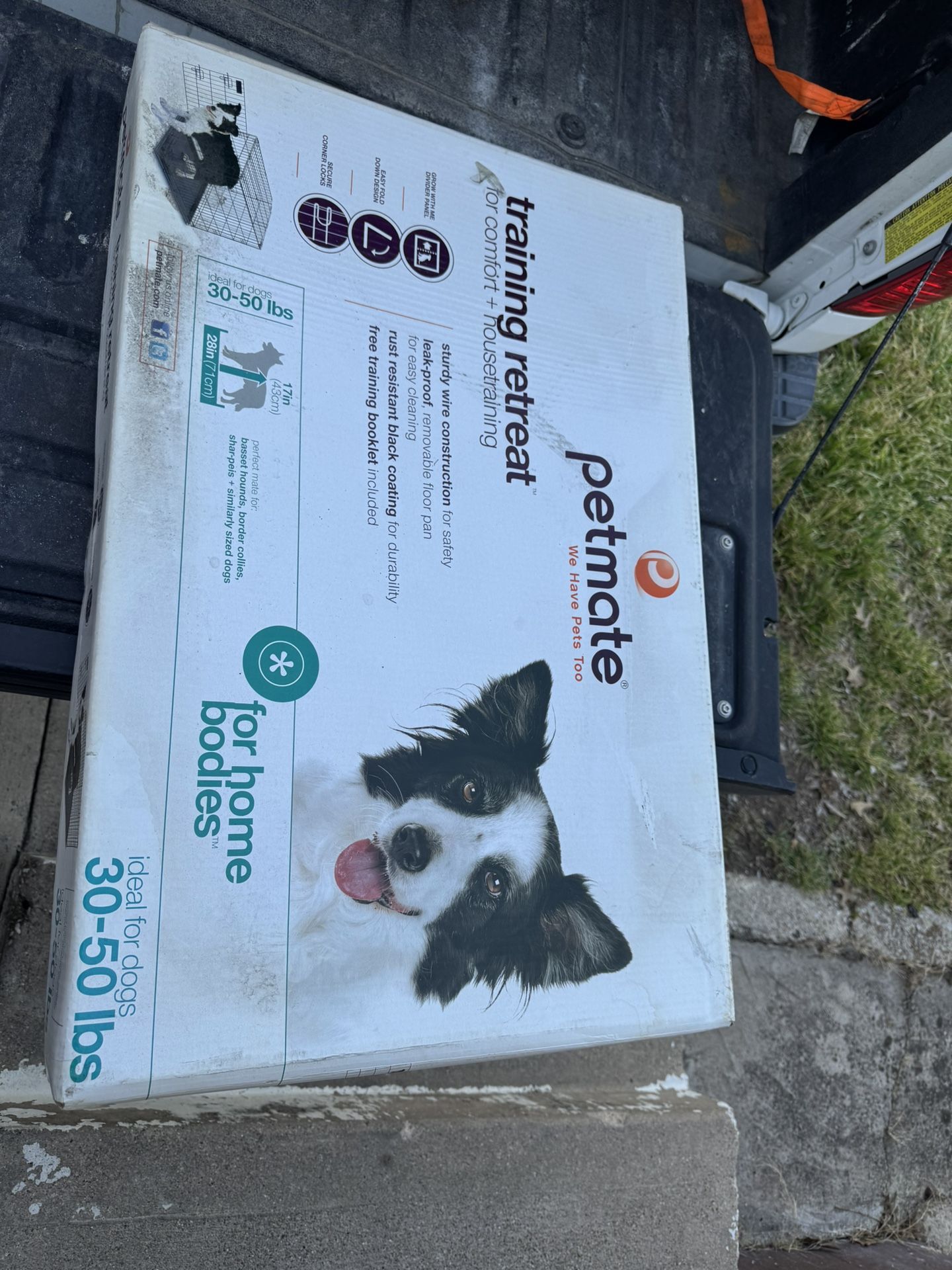 Petmate Dog Kennel