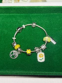 Sunflower Charm Bracelet – Yellow & Silver