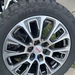 2026 Gmc Denali OEM 22s On 33s. New Wheels And Tires. 