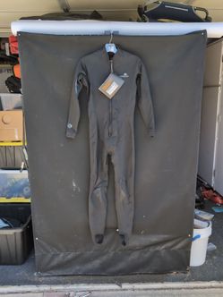 Lavacore fullsuit women's size 10 scuba dive skin new with tags