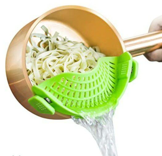 Clip On Strainer Silicone Pots and Pans, AUOON Pasta Strainer Clip on Food Strainer for Meat Vegetables Fruit Silicone Kitchen Colander, Green

